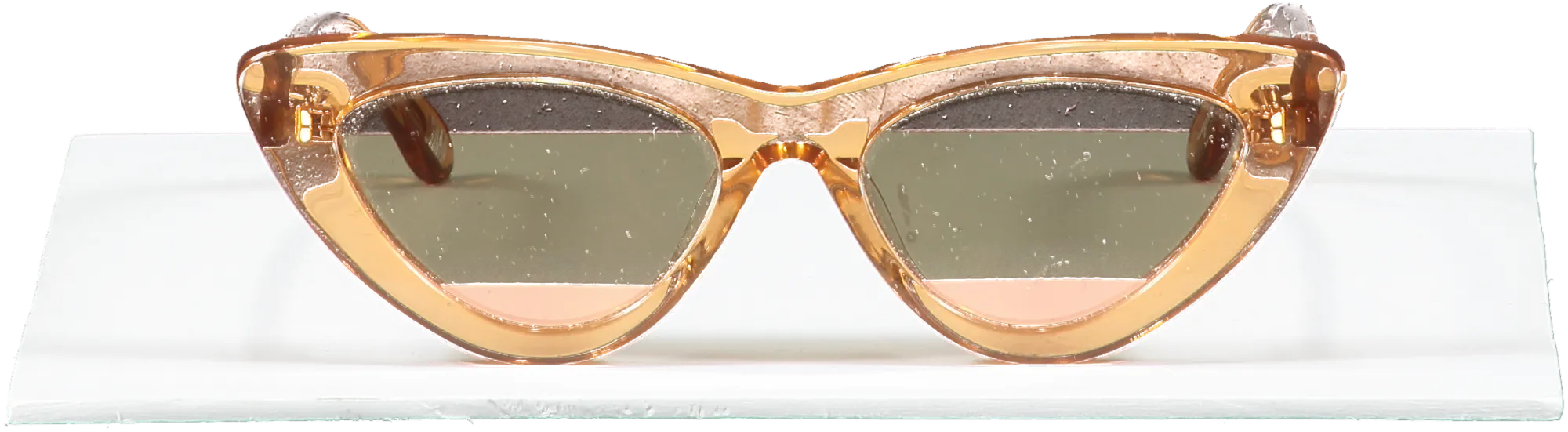 Chimi Brown Cat Eye Sunglasses Peach  in case