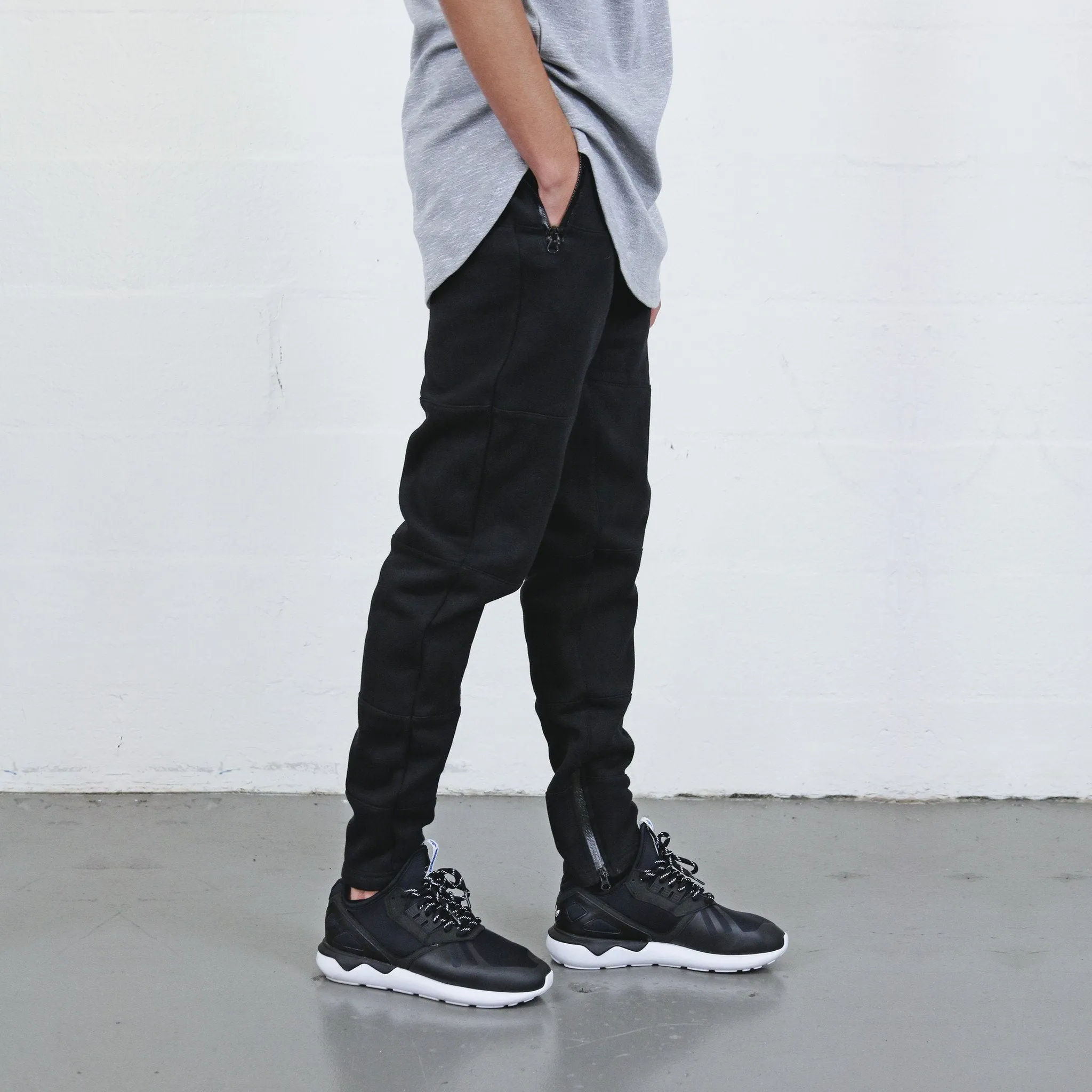 Paneled Trackers - Black